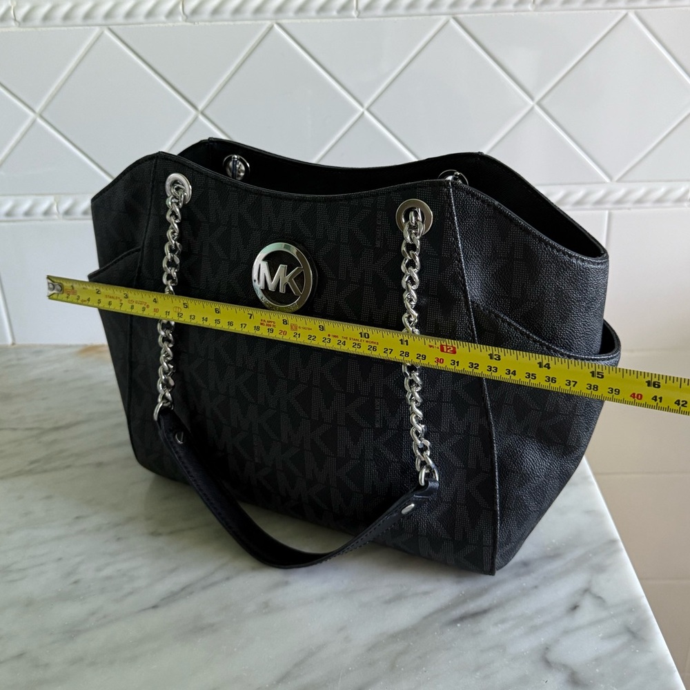 Michael Kors Black Logo Tote Bag - Picture 10 of 15